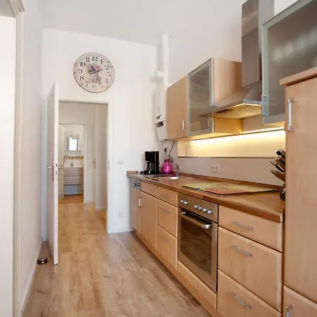 Fereinwohnung Am Marktplatz וורנדורף