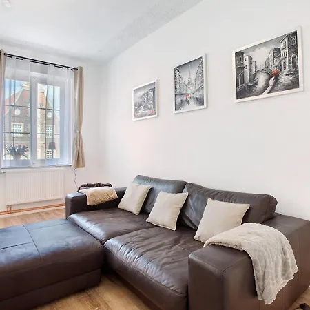 Fereinwohnung Am Marktplatz * 瓦伦多夫