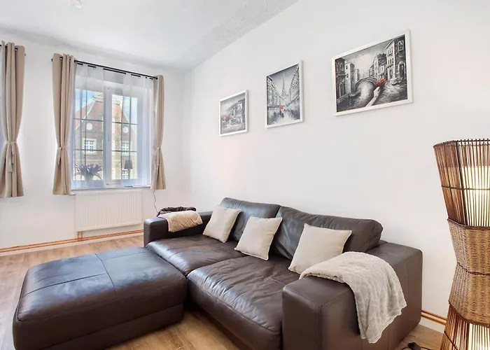 Fereinwohnung Am Marktplatz 瓦伦多夫